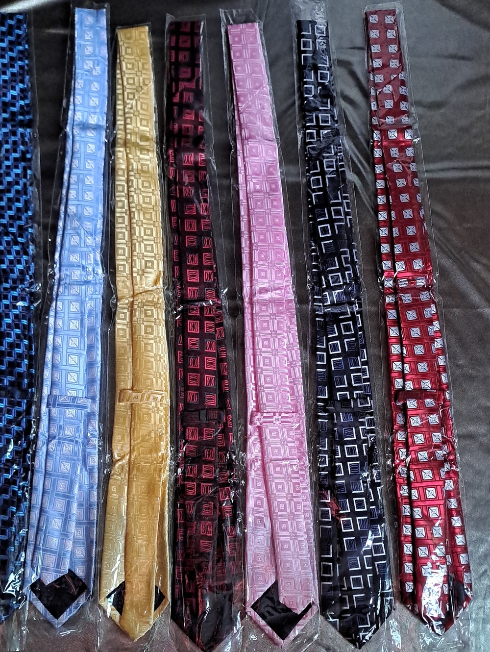 Men's Geometric Pattern Necktie - Assorted Colors 100% Polyester - Picture 11 of 11